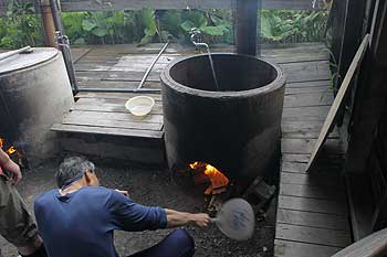 2009年キャンプ日記 五右衛門風呂で暖まる落合キャンプ