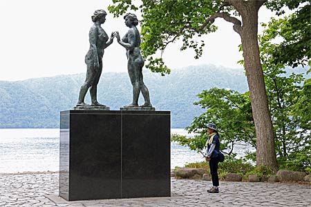 十和田湖乙女の像