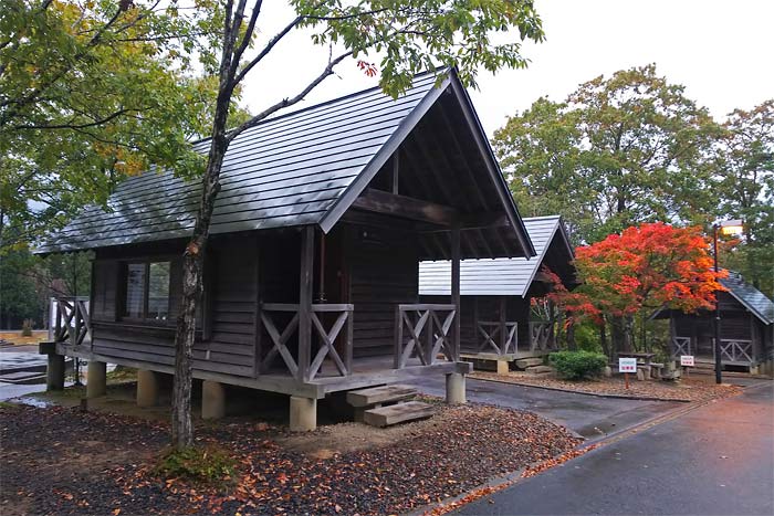 石川県健康の森オートキャンプ場バンガロー